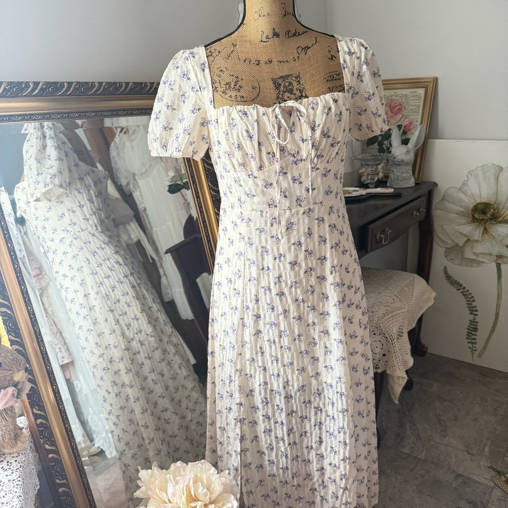 Lavender Floral Cottagecore Rihoas Maxi Dress